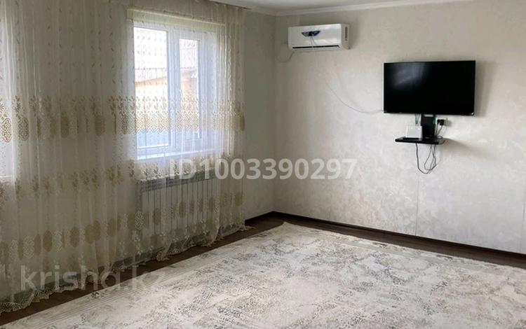 Отдельный дом · 3 комнаты · 115 м² · 5 сот., мкр. Зачаганск пгт — Брусиловского за 28.5 млн ₸ в Уральске — фото 2