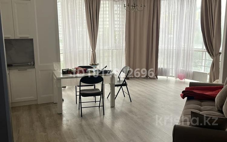 4-комнатная квартира · 140 м² · 6/15 этаж, Толе би 273/5 за 550 000 ₸ в Алматы, Алмалинский р-н — фото 2