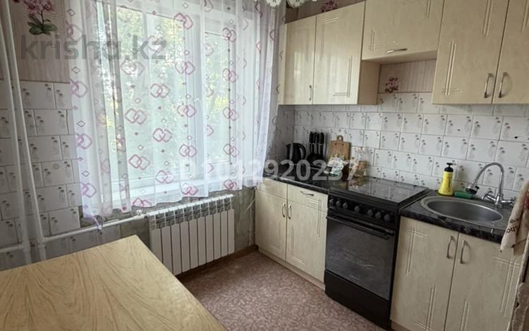 3-бөлмелі пәтер · 58 м² · 3/5 қабат, Алимхана Ермекова, бағасы: 11 млн ₸ в Абае — фото 2