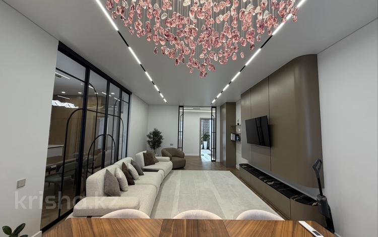 3-комнатная квартира · 120 м² · 6/9 этаж, Туран 43б за 170 млн ₸ в Астане, Нура р-н — фото 2