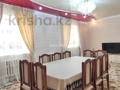 Отдельный дом • 5 комнат • 150 м² • 10 сот., Магжана Жумабаева 175 за 25 млн 〒 в 