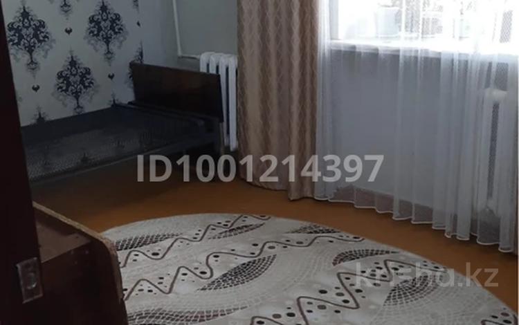 3-комнатная квартира · 57 м² · 3/5 этаж, Майкудук, 13й микрорайон 24 за 12.8 млн ₸ в Караганде, Алихана Бокейханова р-н — фото 2