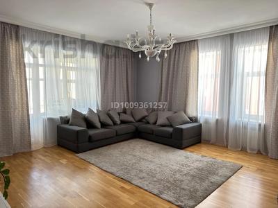 4-комнатная квартира · 140 м² · 2/3 этаж, 222 переулок 9 за 135 млн 〒 в Астане, Есильский р-н