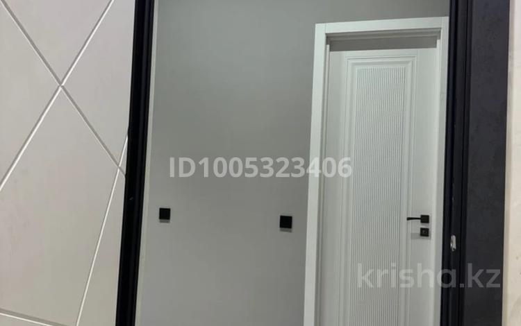 1-комнатная квартира · 49 м² · 3/10 этаж, Шахтёров 20/4 за 29 млн ₸ в Караганде — фото 15