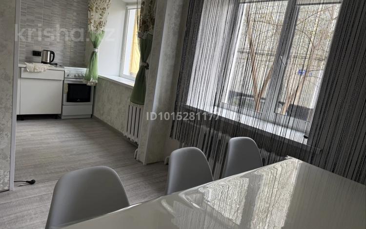 3-комнатная квартира · 66 м² · 1/5 этаж, Ломова за 400 000 ₸ в Павлодаре — фото 8