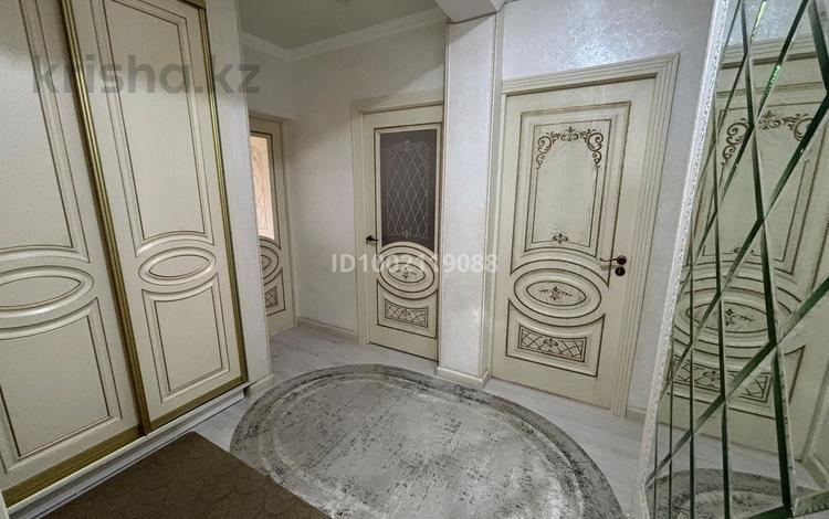 3-бөлмелі пәтер · 67 м² · 4/5 қабат, Рахимова 3, бағасы: 30 млн ₸ в Таразе — фото 2