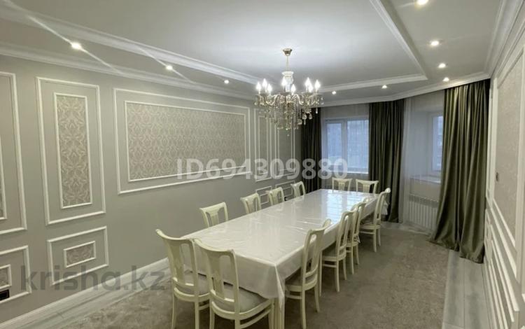 4-комнатная квартира · 115 м² · 6/10 этаж, Шакарима 60 за 55 млн ₸ в Семее — фото 2