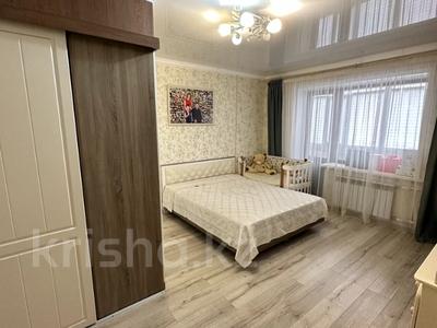 3-бөлмелі пәтер, 110 м², 2/6 қабат, Нурсултана Назарбаева пр-т 2к, бағасы: 39.5 млн 〒 в Кокшетау