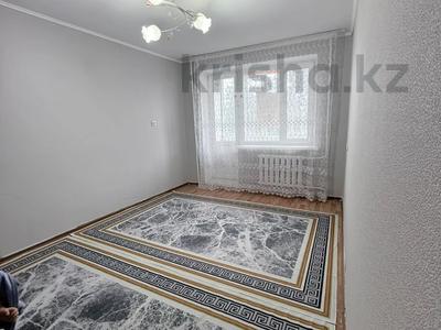 1-комнатная квартира · 34 м² · 5/9 этаж, 4 мкр за 13.5 млн ₸ в Уральске