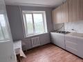 1-комнатная квартира · 34 м² · 5/9 этаж, 4 мкр за 13.5 млн ₸ в Уральске — фото 5
