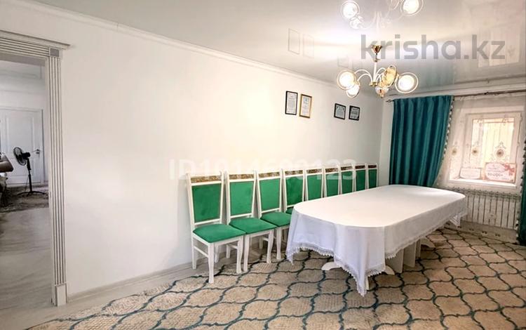 Жеке үй · 5 бөлме · 200 м² · 10 жүзд., Улытау 16, бағасы: 60 млн ₸ в Астане, Сарыарка р-н — фото 2