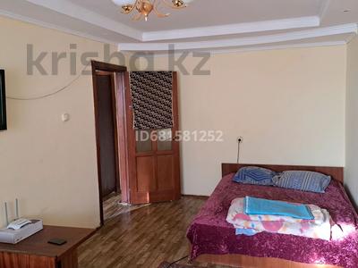 1-комнатная квартира · 40 м² · 1 этаж, мкр Строитель 5 — Стройтель за 6 000 ₸ в Уральске