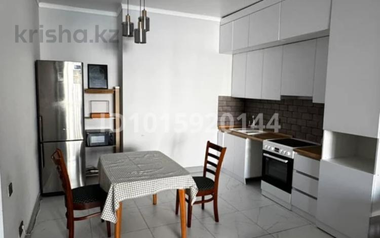 2-бөлмелі пәтер · 72 м² · 5/11 қабат, Мкр. Самал-3 15, бағасы: 650 000 ₸ в Алматы, Медеуский р-н — фото 2