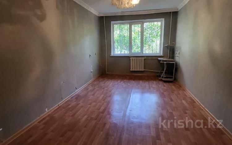 3-комнатная квартира, 61 м², 1/5 этаж, мкр 5 160