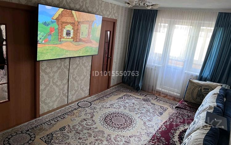 4-комнатная квартира · 65 м² · 3/5 этаж, Новый город, Абилкайыр-хана 67Б — район центрального Стадиона за 18 млн ₸ в Актобе — фото 2