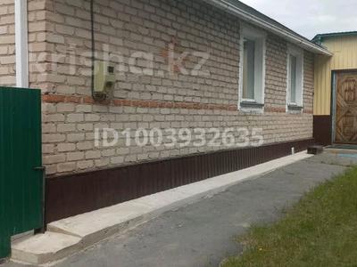 Отдельный дом · 5 комнат · 100 м² · 10 сот., Дзержинского 5 за 18 млн 〒 в Бишкуле