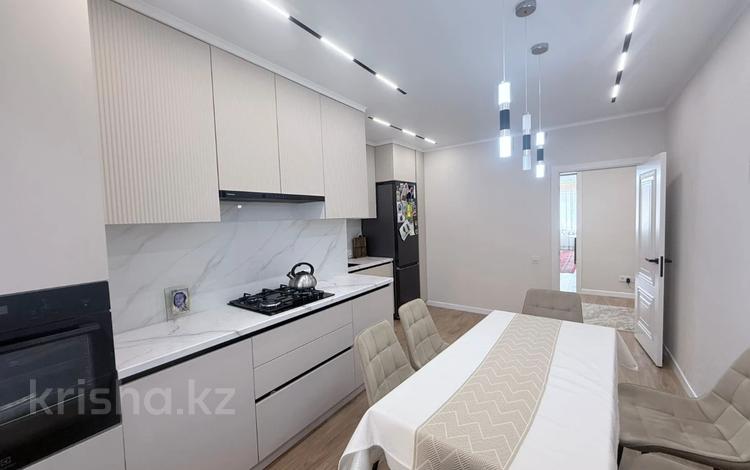 3-бөлмелі пәтер · 118.3 м² · 2/10 қабат, Самал, бағасы: 56 млн ₸ в Уральске — фото 11