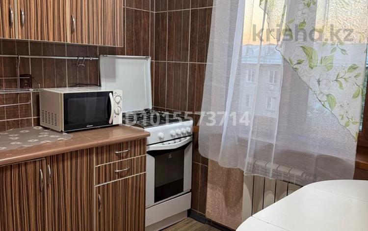 2-комнатная квартира · 43 м² · 5/5 этаж, мкр Орбита-4 за 350 000 ₸ в Алматы, Бостандыкский р-н — фото 2