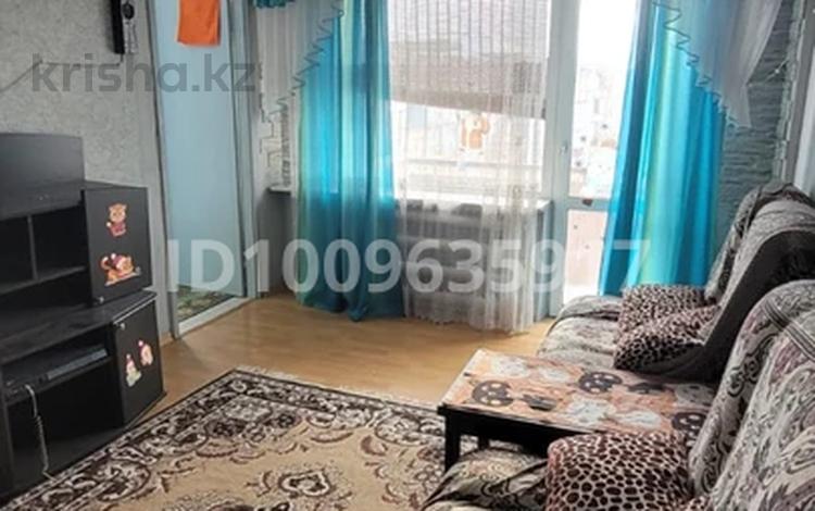 3-комнатная квартира · 61 м² · 5/5 этаж, Новаторов 13 за 170 000 〒 в Усть-Каменогорске — фото 2