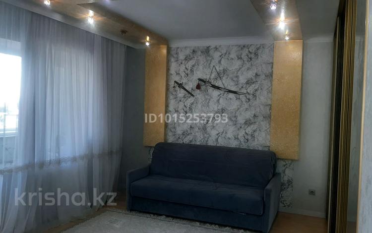 3-комнатная квартира · 110 м² · 5/10 этаж, мкр 12 21 — Гостиниц Дастан за 52 млн ₸ в Актобе — фото 2