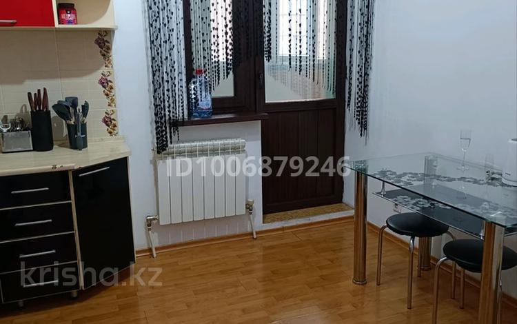 1-комнатная квартира · 45 м² · 16/22 этаж, Валиханова 5 — Валиханова - Иманова за 200 000 ₸ в Астане, р-н Байконур — фото 2