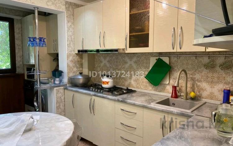 3-бөлмелі пәтер · 67 м² · 2/5 қабат, Абдуразакова 10, бағасы: 30 млн ₸ в Шымкенте, Аль-Фарабийский р-н — фото 2