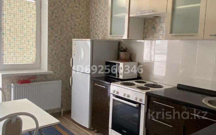 2-бөлмелі пәтер, 78 м², 8/10 қабат, Максута Нарикбаева 5, бағасы: 35 млн 〒 в Астане, Нура р-н — фото 2