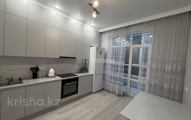 1-комнатная квартира · 42 м² · 7/10 этаж, Туран 40/1 — Керей жанибек за 280 000 ₸ в Астане, Есильский р-н — фото 2