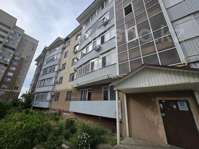 3-комнатная квартира · 90 м² · 2/5 этаж, Мкр. Коктем за 42 млн ₸ в Талдыкоргане, мкр Коктем
