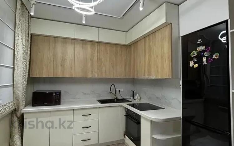 1-бөлмелі пәтер, 48 м², 8/10 қабат, мкр Шугыла, жунисова, бағасы: 23.5 млн 〒 в Алматы, Наурызбайский р-н — фото 2