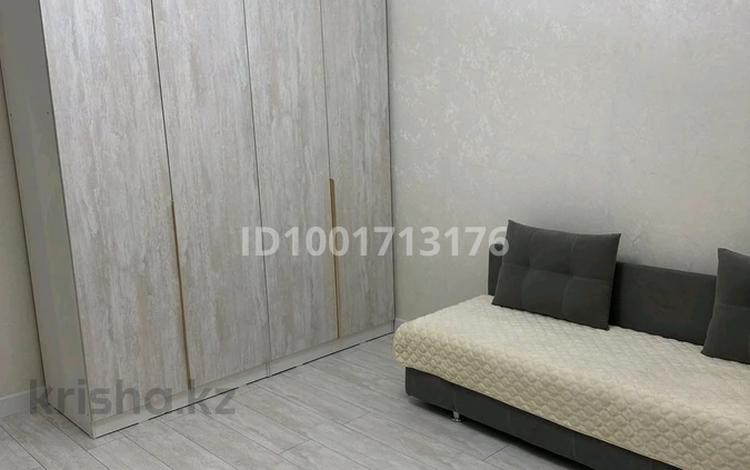 1-бөлмелі пәтер · 39 м² · 2/12 қабат, ​Чингиз Айтматов 62/2, бағасы: 230 000 ₸ в Астане, Нура р-н — фото 2