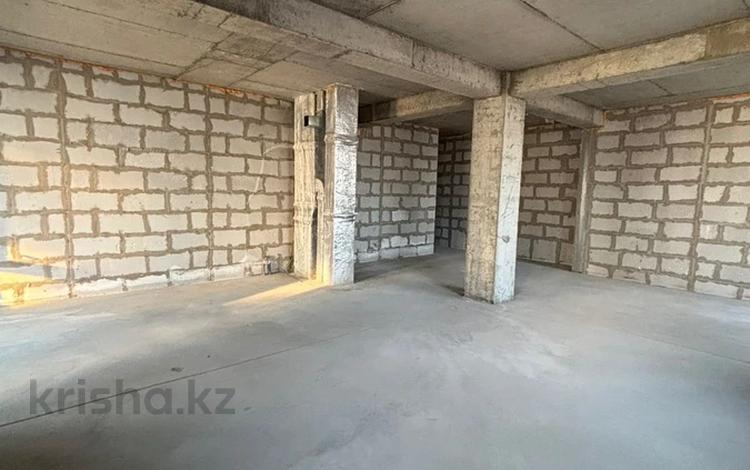 3-комнатная квартира · 82.4 м² · 10/12 этаж, Абая — ГОРЯЧЕЕ за ~ 82.5 млн 〒 в Алматы, Бостандыкский р-н — фото 2