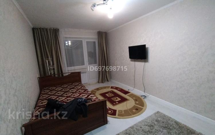1-комнатная квартира · 30 м² · 4/5 этаж, мкр Юго-Восток, Карбышева 10/2 за 120 000 〒 в Караганде, Казыбек би р-н — фото 2