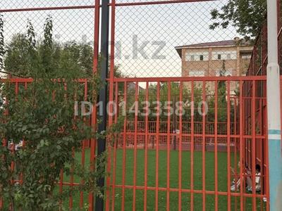 2-комнатная квартира · 65 м² · 3/4 этаж, Роза багланова 7А за 290 000 ₸ в 
