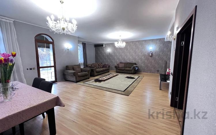 4-комнатная квартира, 395.9 м², 1/4 этаж, рауан 19 за 192 млн 〒 в Алматы, Наурызбайский р-н — фото 2