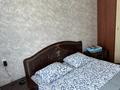 2-комнатная квартира, 48 м², 2/5 этаж посуточно, Абая 62 за 11 000 〒 в Темиртау — фото 2