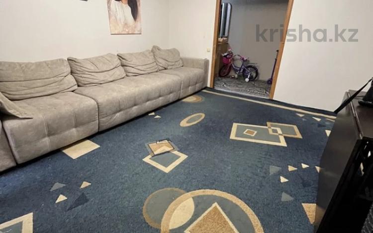 3-комнатная квартира · 70 м² · 1/9 этаж, 8-й Микрорайон за 26 млн 〒 в Костанае — фото 2