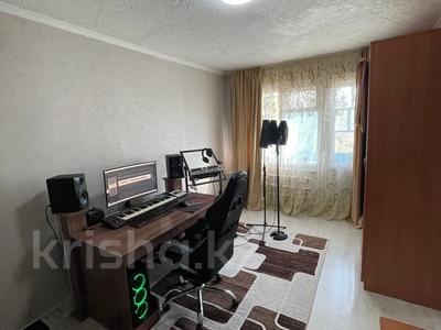 1-комнатная квартира · 30.3 м² · 5/5 этаж, Сатпаева 14/1 за 12.5 млн 〒 в Усть-Каменогорске