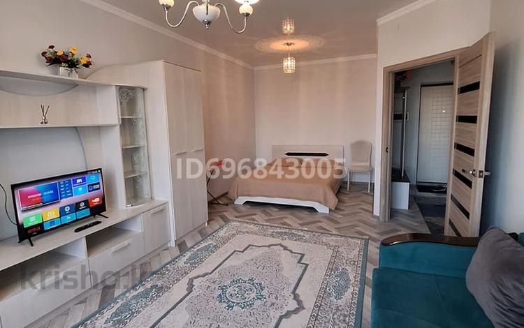 1-бөлмелі пәтер · 48 м² · 13/13 қабат, Макатаева — Муратбаева, бағасы: 2 500 ₸ в Алматы, Алмалинский р-н — фото 2