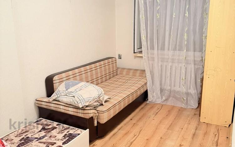 2-комнатная квартира · 55 м² · 1/5 этаж, Строителей 18 за 180 000 ₸ в Караганде, Казыбек би р-н — фото 2