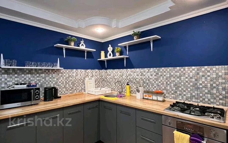4 комнаты · 250 м² · 1/1 этаж, Достык — Достык-Шевченко за 79 500 ₸ в Алматы, Медеуский р-н — фото 2