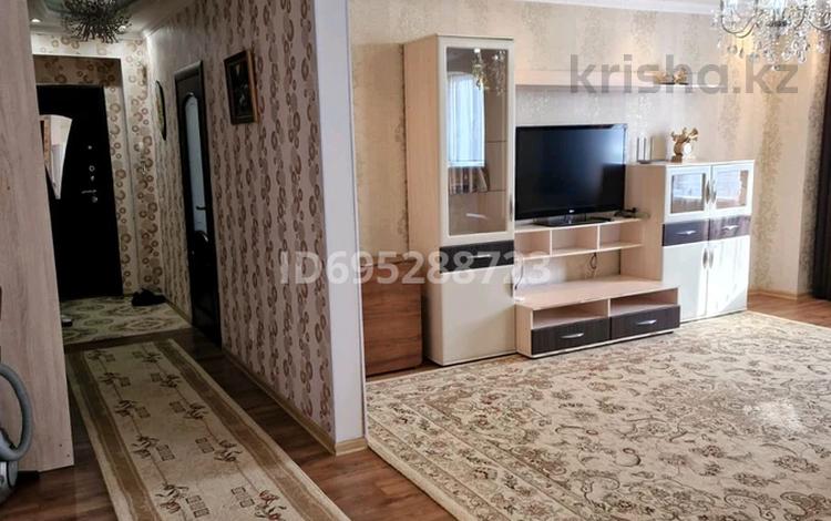 3-бөлмелі пәтер · 90 м² · 11/16 қабат, мкр Юго-Восток, Шахтёров 60 — НИШ, бағасы: 45 млн ₸ в Караганде, Казыбек би р-н — фото 2