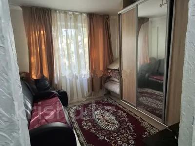 Продажа квартир в Восточно-Казахстанской обл.: 2-комнатная квартира · 42 м² · 2/5 этаж, Сатпаева 15/2 за 10.5 млн 〒 2-комнатная квартира · 42 м² · 2/5 этаж, Сатпаева 15/2 за 10.5 млн 〒 в Усть-Каменогорске