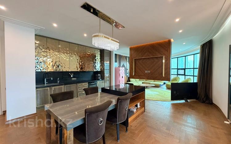 3-комнатная квартира · 157 м² · 3/7 этаж, Мәңгілік Ел 29 — Мебель от Roche Bobois за 152 млн ₸ в Астане, Есильский р-н — фото 2