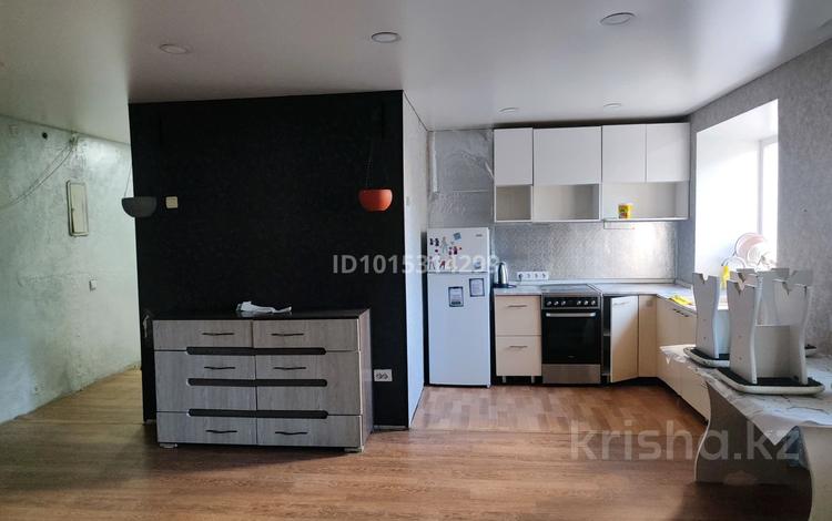2-комнатная квартира · 58 м² · 4/5 этаж, Крылова 81 за 180 000 ₸ в Усть-Каменогорске — фото 2