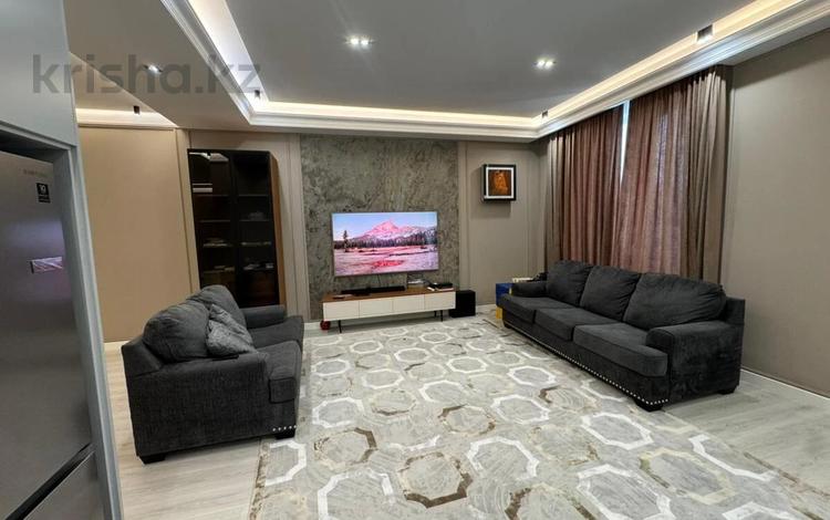 4-комнатная квартира · 200 м² · 2/3 этаж, Аскарова за 450 млн ₸ в Алматы, Наурызбайский р-н — фото 3