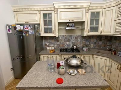 Отдельный дом · 4 комнаты · 370 м² · 8 сот., Байшешек за 2.5 млн ₸ в Алматы, Бостандыкский р-н