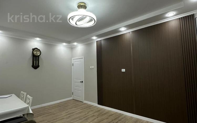 3-бөлмелі пәтер · 80 м² · 3/9 қабат, мкр Жетысу-2 27, бағасы: 57 млн ₸ в Алматы, Ауэзовский р-н — фото 2