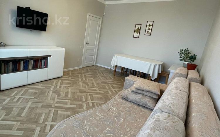 2-бөлмелі пәтер · 60 м² · 3/9 қабат, Жетісу-1 ш/а. 20, бағасы: 43 млн ₸ в Алматы, Ауэзовский р-н — фото 7