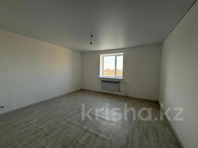 3-комнатная квартира · 77.8 м² · 5/5 этаж, Микрорайон Сарыарка за ~ 21.8 млн 〒 в Кокшетау